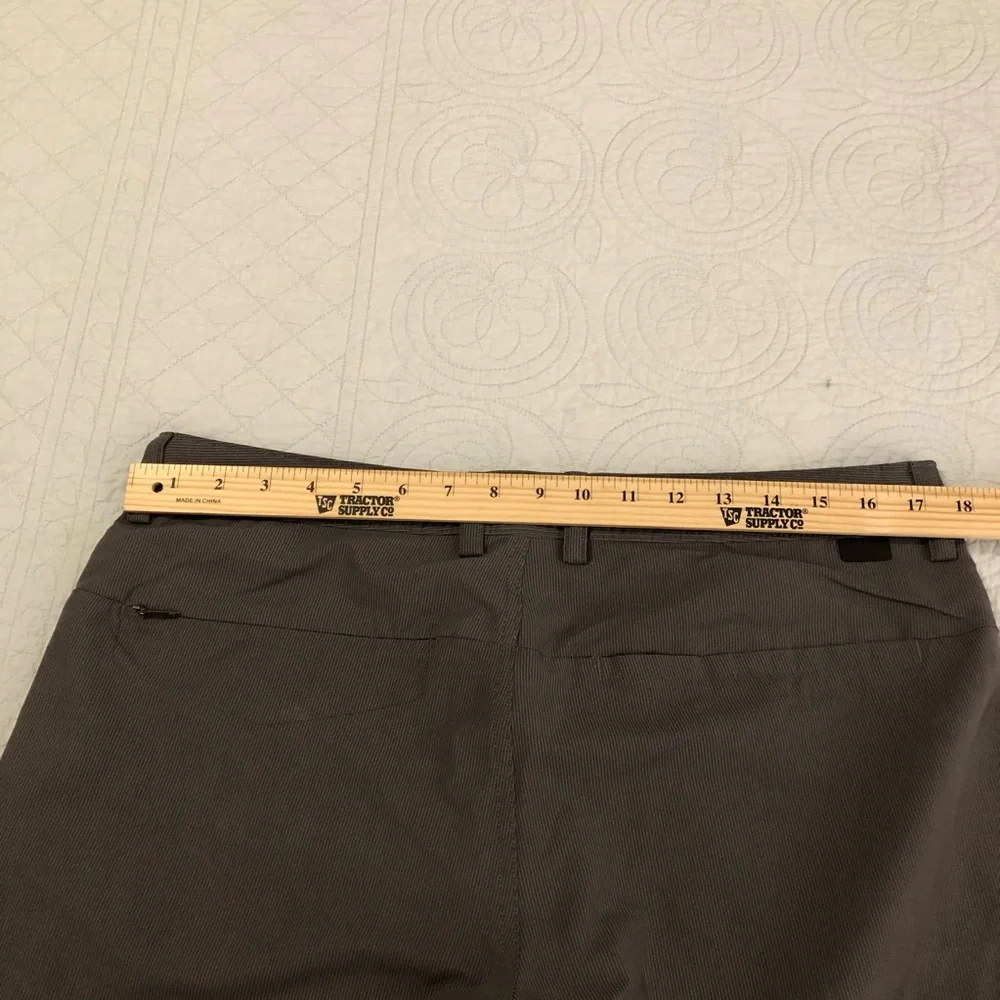 North Face Rockaway nylon shorts. Size 34.